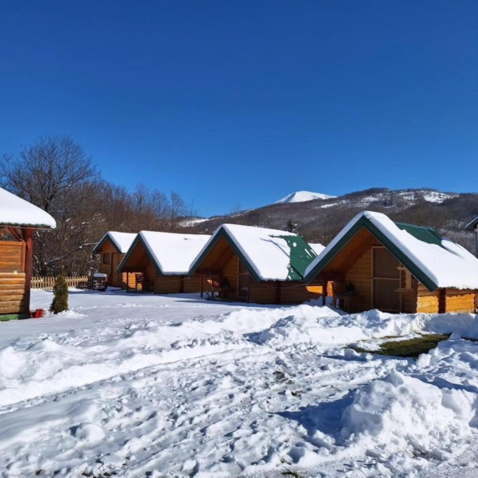 Konaci Oceva Zemlja Bungalovi Konaci Oceva Zemlja Vikendica Mojkovac Buitenkant foto