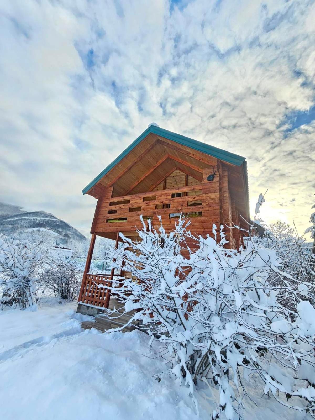 Konaci Oceva Zemlja Bungalovi Konaci Oceva Zemlja Vikendica Mojkovac Buitenkant foto